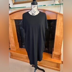 Massimo Black Short-Sleeve Shift Dress